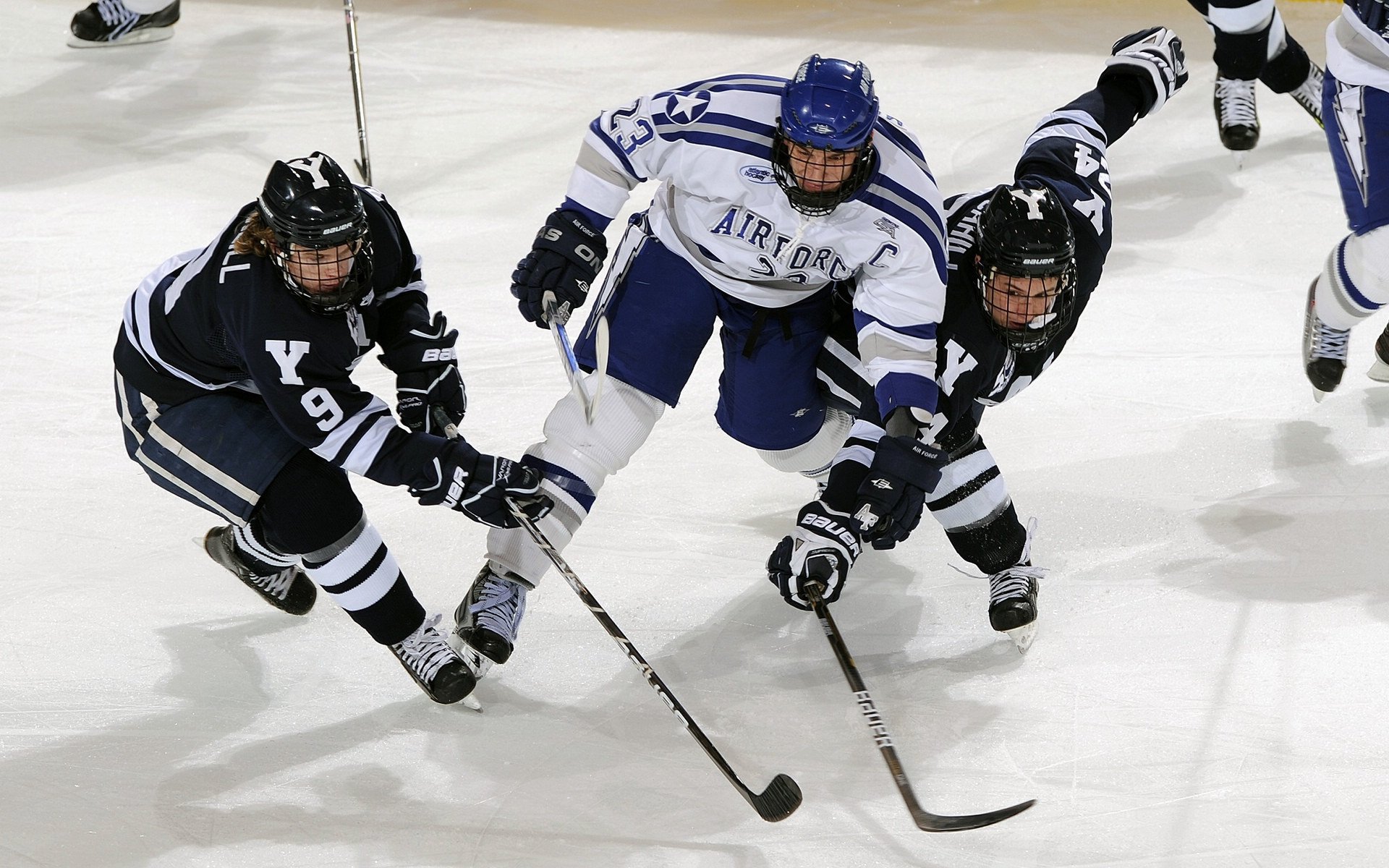 开云体育app-格纳布里一射两传独造三球，哥伦比亚高效反击收割墨西哥